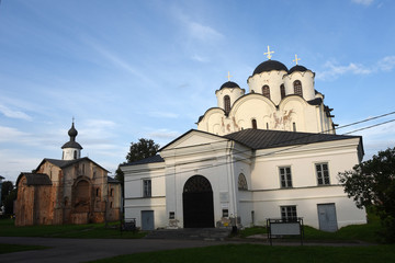 Yaroslavovo Courtyard. Veliky Novgorod. St. Nicholas Cathedral and Paraskeva Church