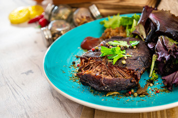 fondant beef paleron and its juice at the winemaker