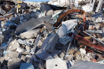 ruiny ,nalot ,bomba , wyburzanie domów , rozbiórka budynków , huragan , gruzowisko , po nalocie bombowym , trzęsienie ziemi