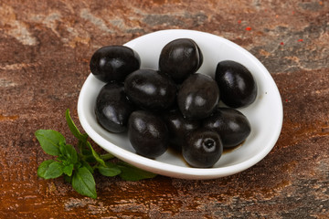 Black olives in the bowl