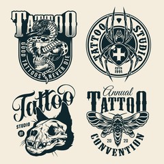 Fototapeta premium Vintage monochrome tattoo studio labels