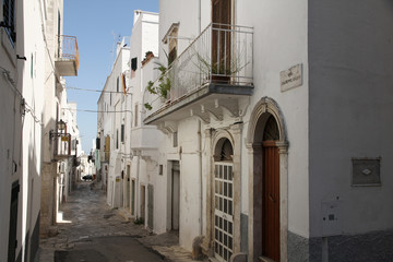 Die weisse Stadt Ostuni in Apulien in Süditalien nahe der Adria Küste 3