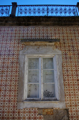 fenêtre dans la vieille ville de Faro, Portugal