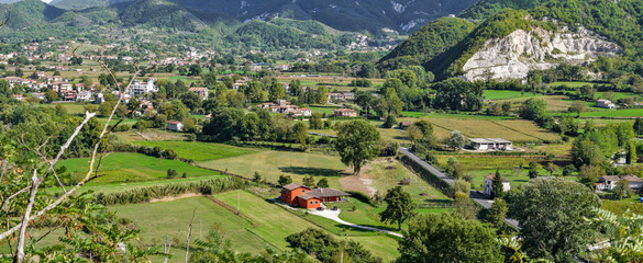 Fototapeta na wymiar scenic countryside landscape of Comino Valley in Atina,Lazio,Italy
