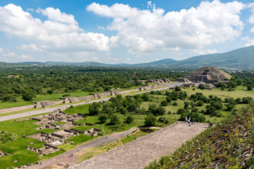 Fototapeta na wymiar Pyramid of the Moon. Teotihuacan
