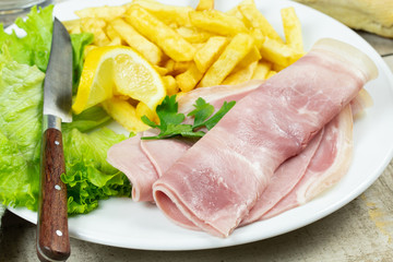 jambon blanc et frites