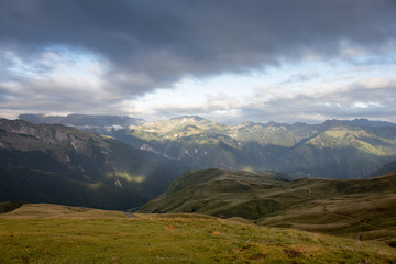Naklejka premium landscape of mountains and blue sky