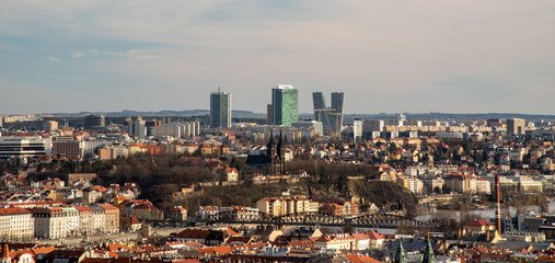 Obraz premium Praha city panorama from upper part of Zahrada Kinskych public park in Czech republic