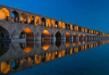 Si-o-se Pol (33 Bridge) at night, Isfahan, Iran