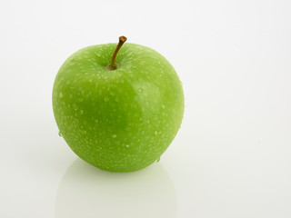 apples isolated on white background