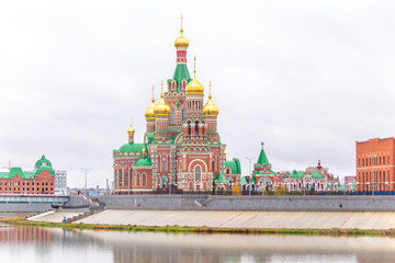 Fototapeta na wymiar Annunciation Cathedral in the city center, Yoshkar-Ola city, Mari El Republic, Russia