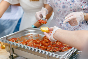 A process of mini hamburger cooking