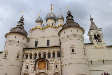 Fototapeta na wymiar Gate Church of the Resurrection of Christ in Rostov kremlin, Russia. Golden ring of Russia