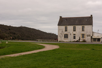 old house on the hill