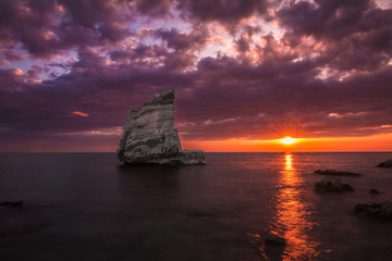 Alba Magica allo Scoglio della Nave