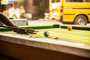 LE BILLARD DANS LES RUES DE KINSHASA