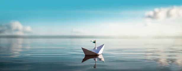 Deurstickers Geweldig XXL-panorama van papieren boot © Marco Martins