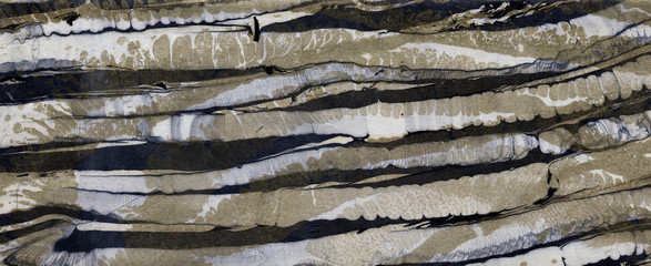 Grafisch gestalteter Hintergrund mit bunten Farben, wellenförmigen Strukturen