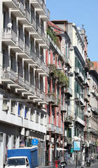 Fototapeta na wymiar wide buidlings in the city