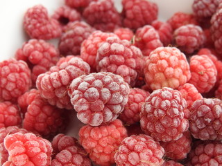 Framboises givrées
