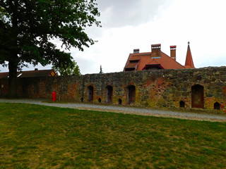 Fototapeta na wymiar Historische Altstadt aus dem 13. Jahrhundert mit den einstigen Stadtmauer