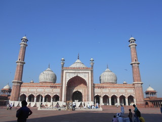 Fototapeta na wymiar New Delhi, Delhi/India- November 24 2019: Historical Jama Masjid of Delhi. Giant mosque having importance in islam.