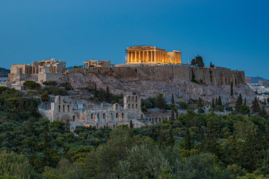 Vista dell'Acropoli di Atene al crepuscolo, Grecia
