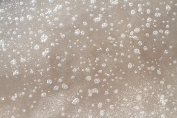 porous ice and round air bubbles