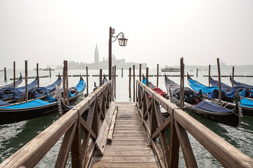 Fototapeta na wymiar The famous and unique Venetian gondola