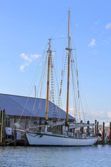 Obraz premium Boat in the Harbor