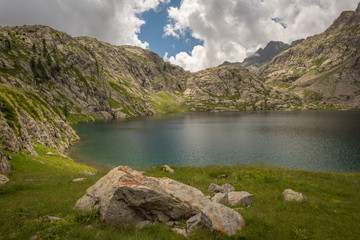 Fototapeta na wymiar French Alps, Valley of Miracles, mountain lakes, pristine nature. Mercantour National Park