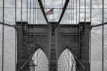 brooklyn bridge in new york