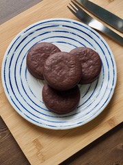 Choco Pie, Round Chocolate Sweets
