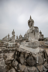 Fototapeta na wymiar Old Buddha Cemetery
