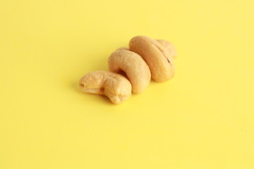 dried fruit of cashew nuts