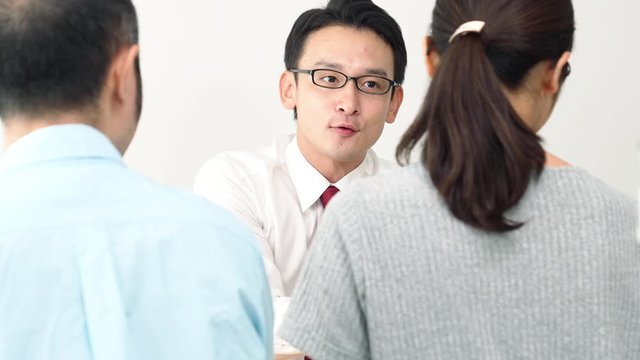 接客　商談　説明