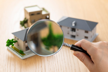 住宅模型 ルーペ 手