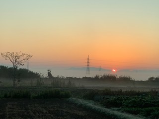 初秋の日の出