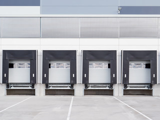 Loading amps of large warehouse