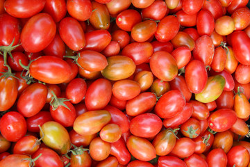 Ripe tomatoes in the market