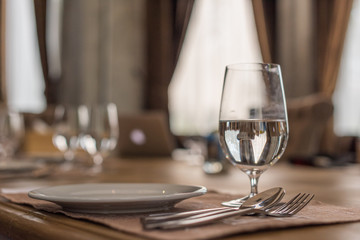 table setting in restaurant