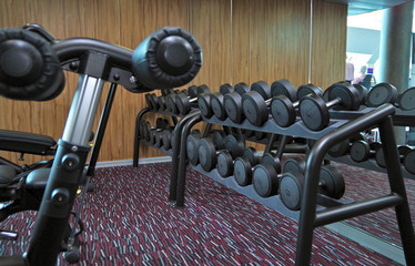 Freihanteln und Hantel Bank in Fitness Center Gym auf Costa Luxus Kreuzfahrtschiff Costa...