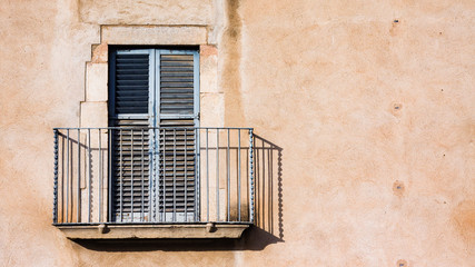 Fototapeta na wymiar Window and balcony with doors