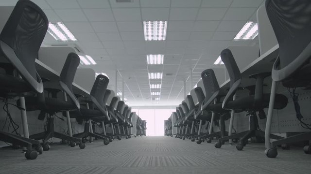 Fresh And Modern Corporate Office Space - Walkway