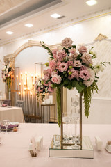 Beautifully decorated room for a wedding celebration and celebration. Decor and floristry.