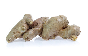 Fototapeta premium ginger root on white background