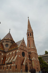 Fototapeta na wymiar church in budapest