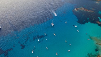 Flujo de los barcos en el mar de Ibiza 