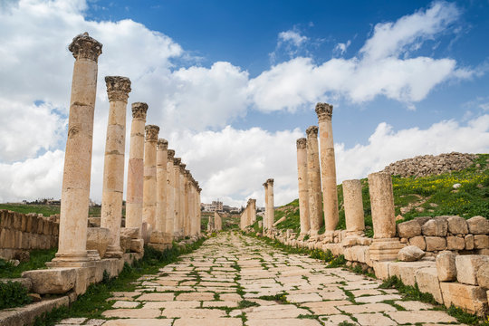 Colonnade street in the ancient roman city of Jerash, Gerasa Governorate, Jordan