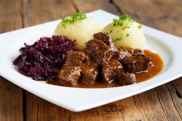 Rindergulasch